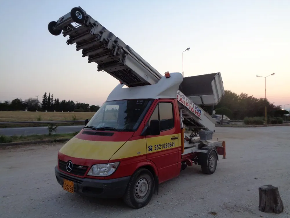 Ανυψωτικό φορτηγό Μαχαιρίδη